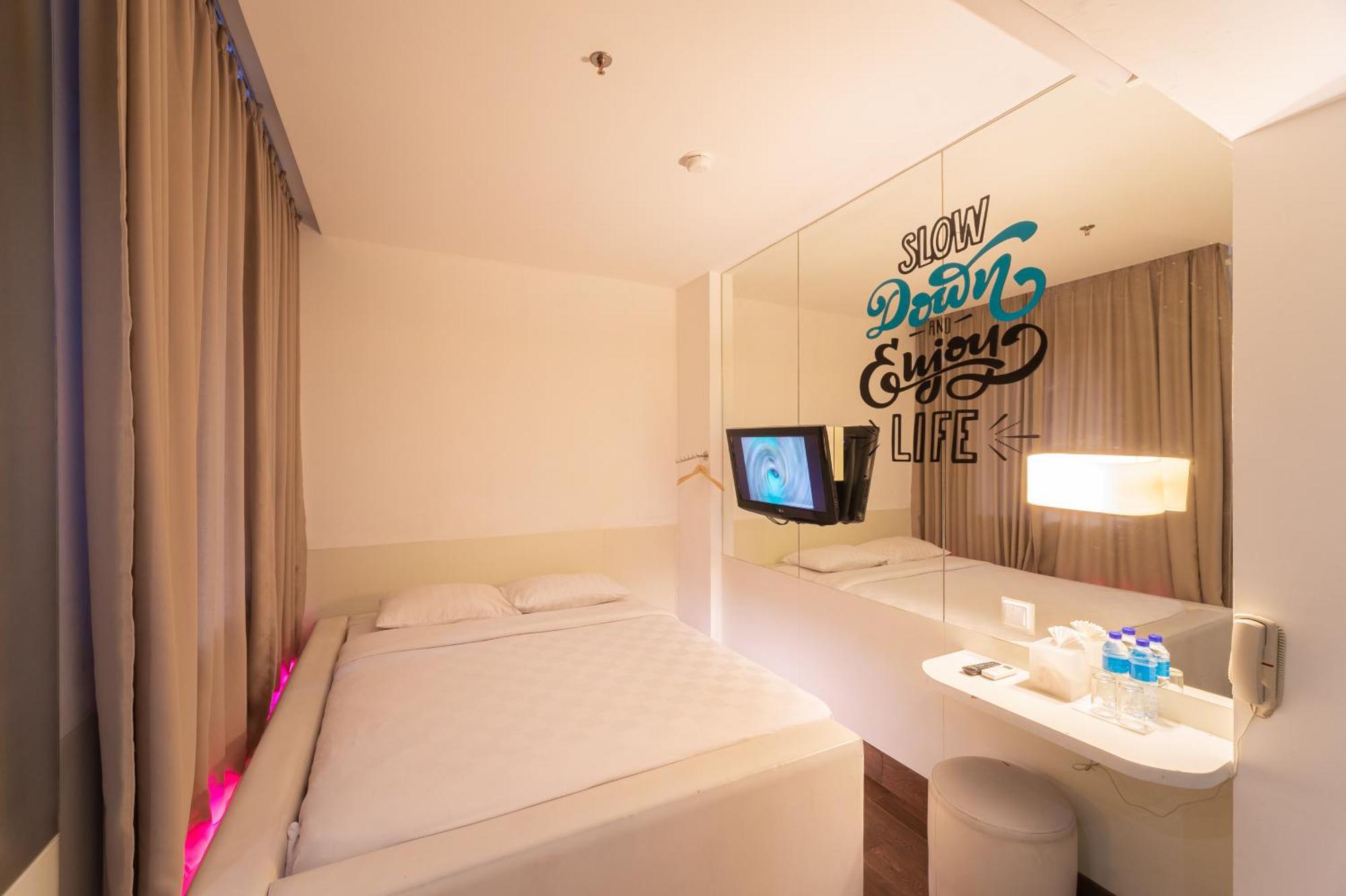J Icon Hip Hotel Balikpapan  Exterior foto