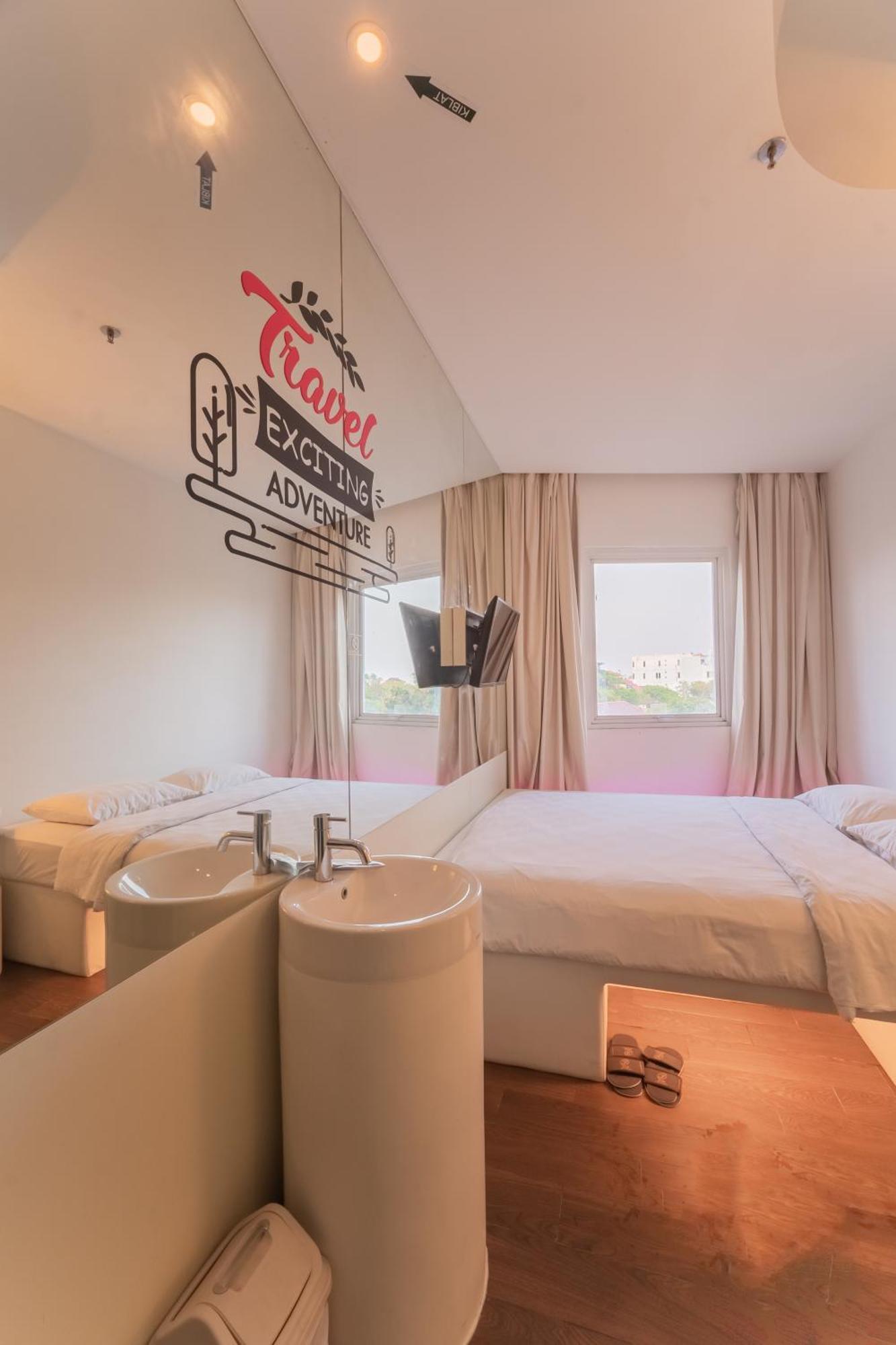 J Icon Hip Hotel Balikpapan  Exterior foto