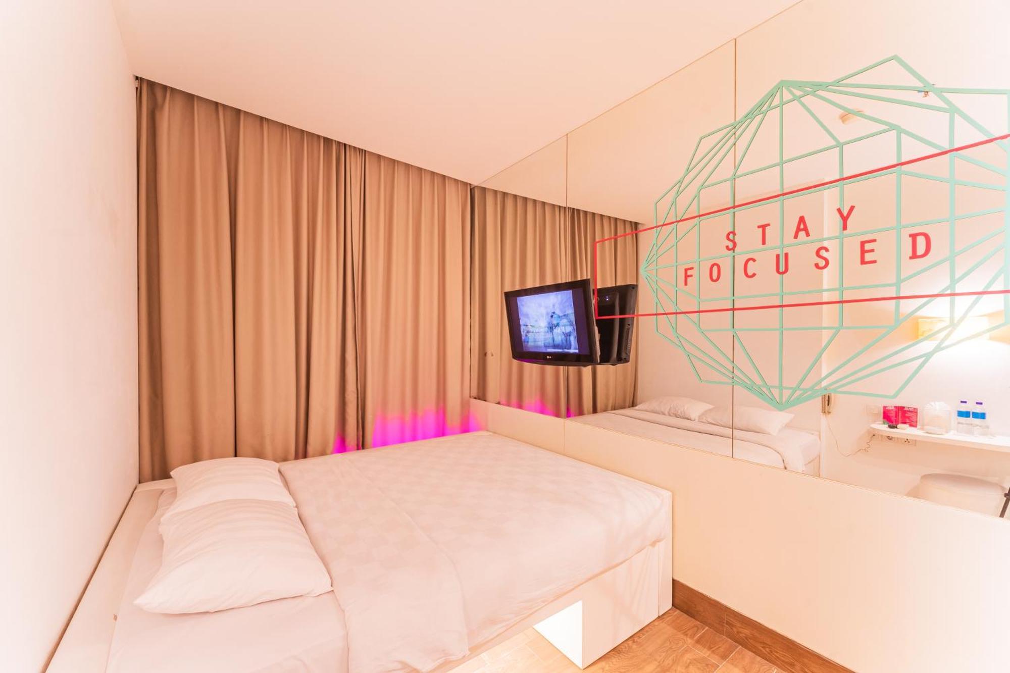 J Icon Hip Hotel Balikpapan  Exterior foto